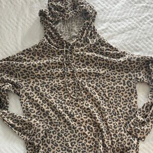 Leopard Print Hooded Top - Beige & Black medium super soft